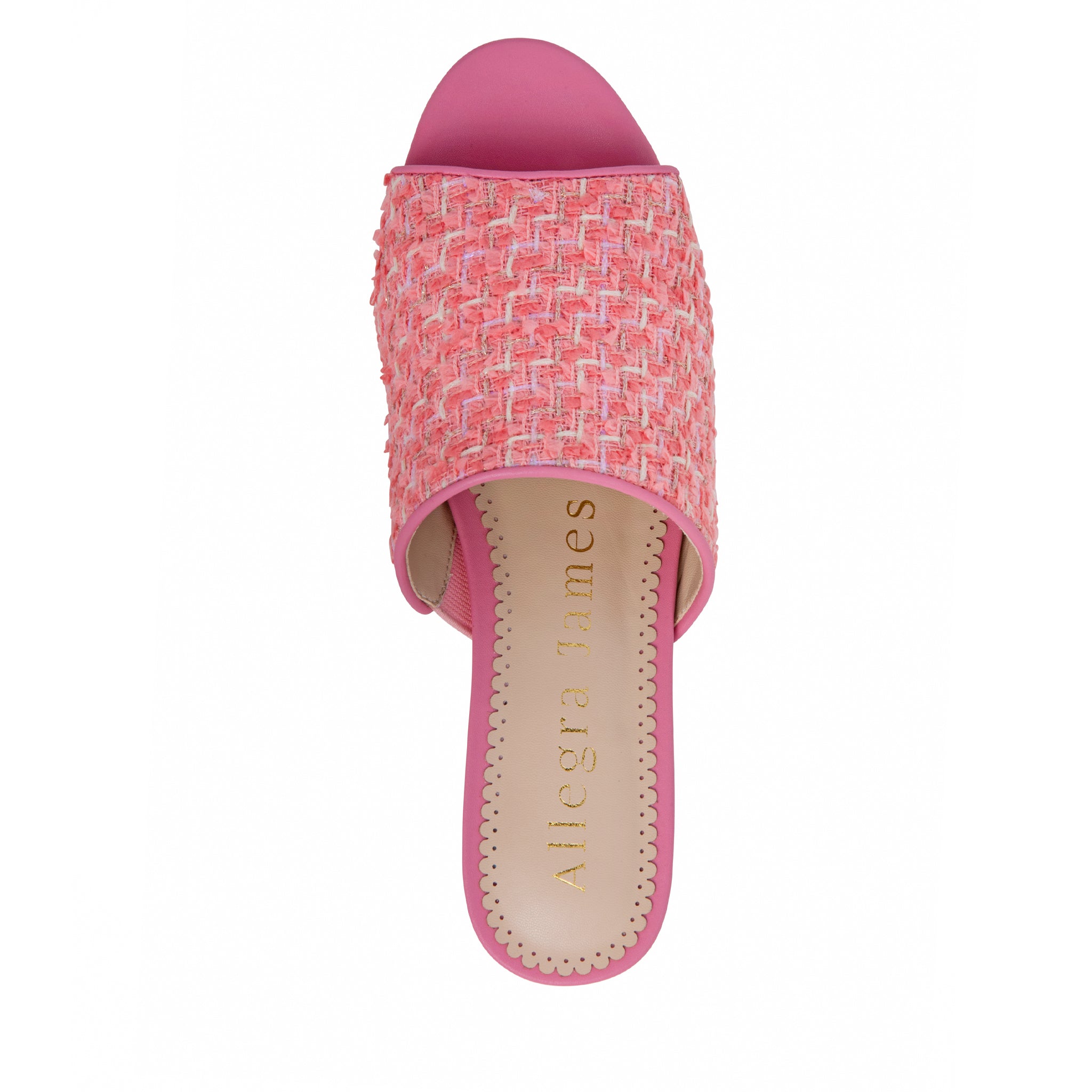 Blanche in pink tweed