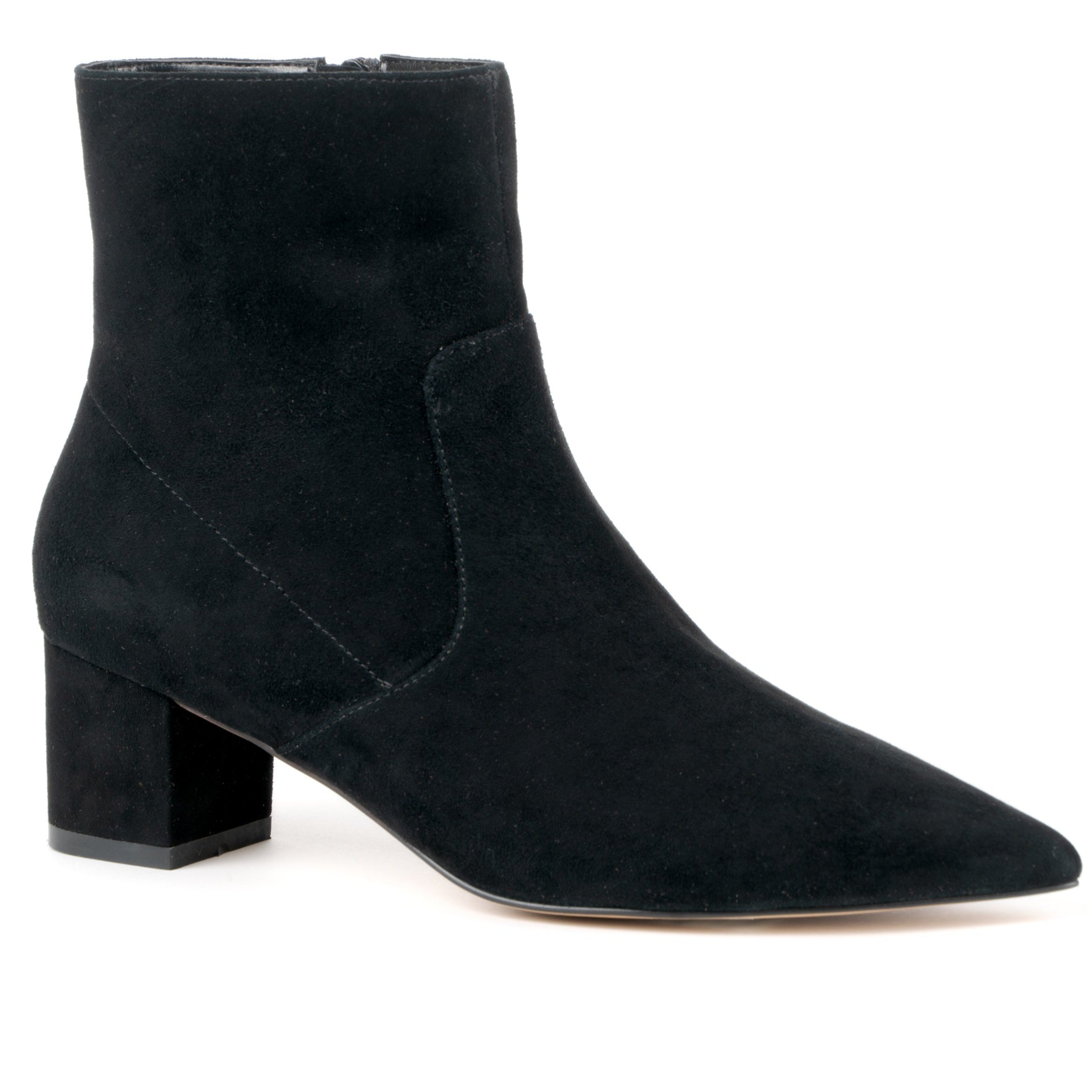 Black women heel boots with pointed toe - corner view 